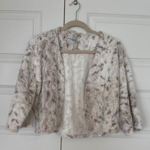 Faux Fur white leopard print cropped jacket 3/4 sleeves size M